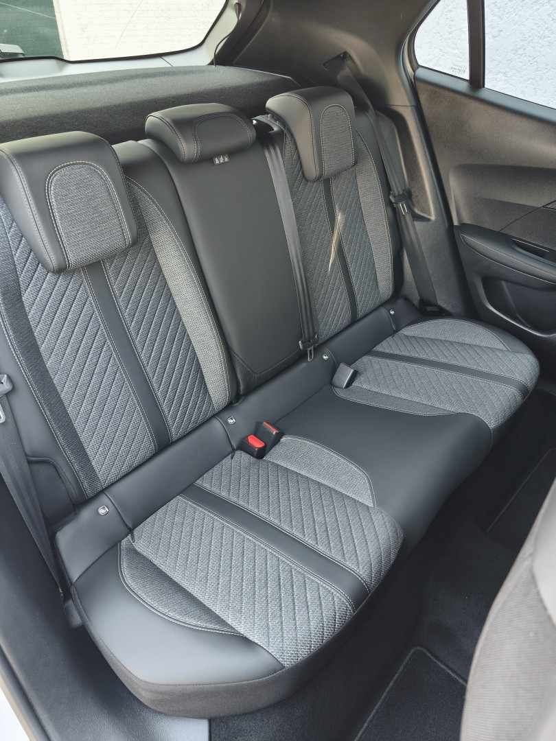 peugeot-2008-2024-gasolina-1199cc