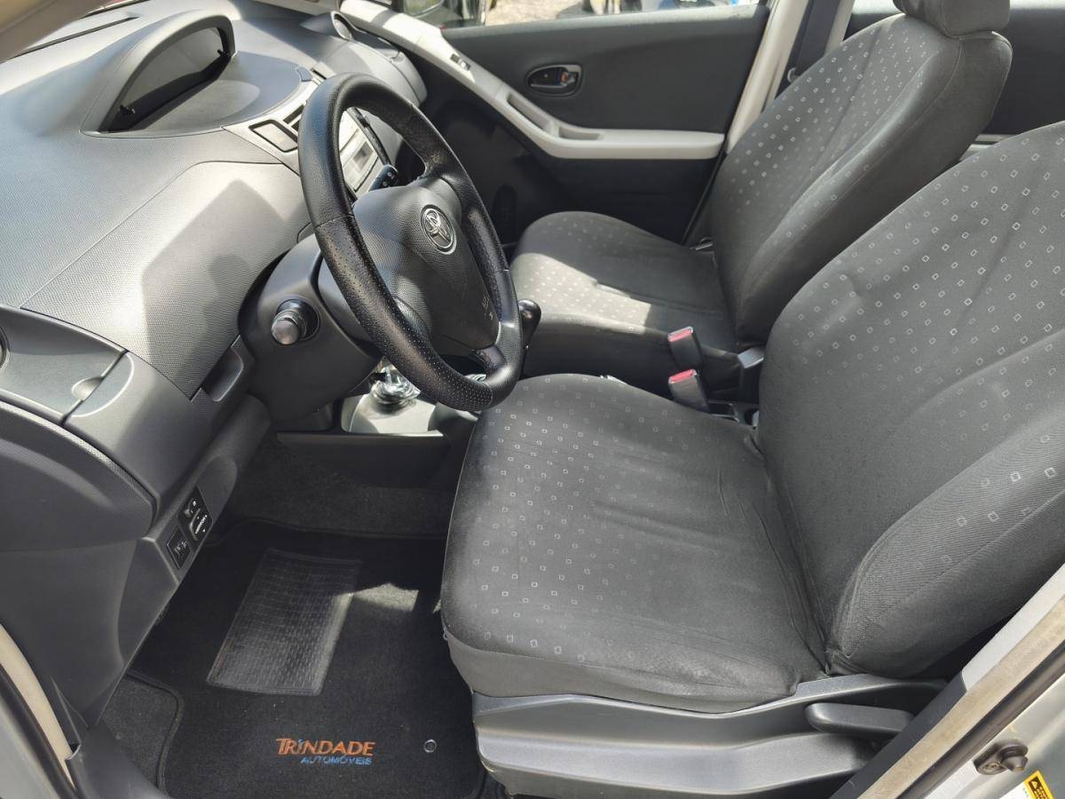 toyota-yaris-2006-gasolina-998cc