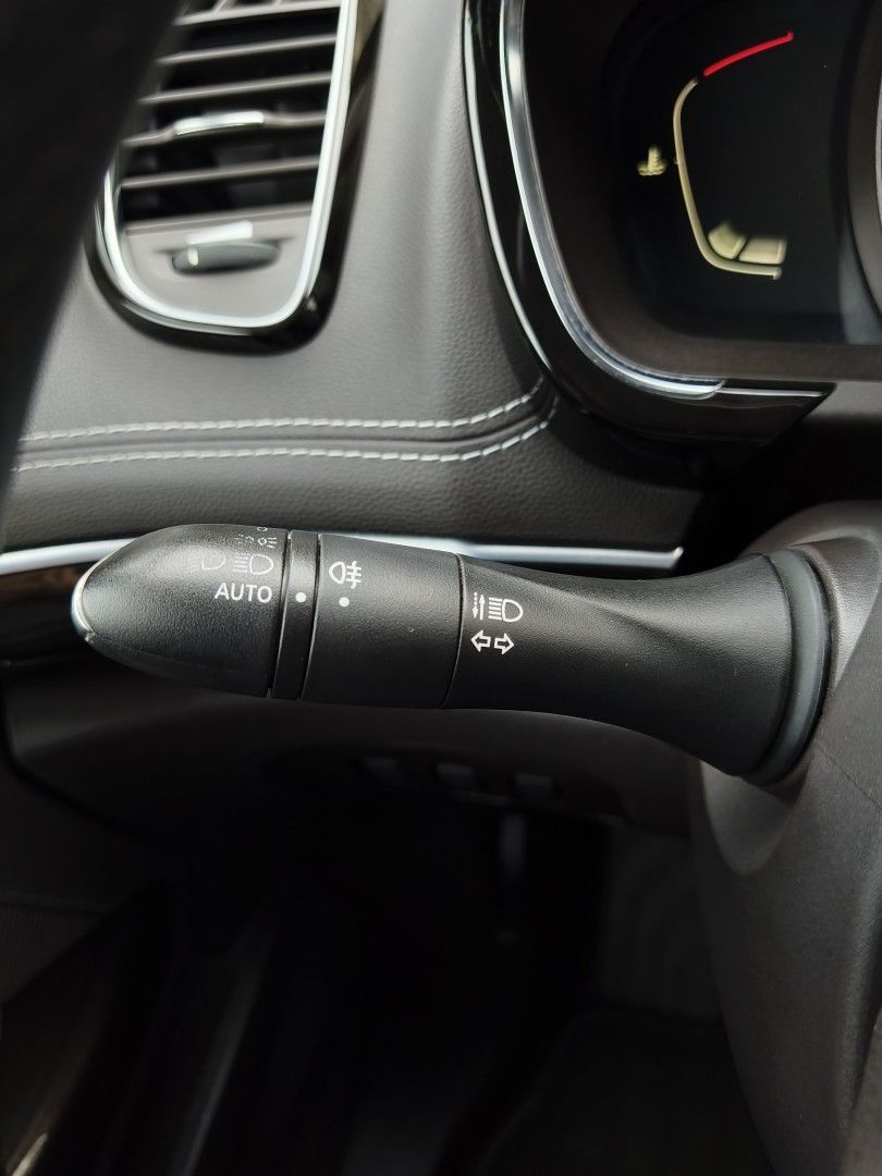 renault-espace-2015-diesel-1598cc