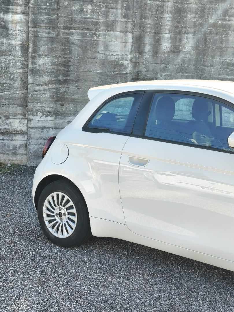 fiat-500e-2022-eletrico-0cc