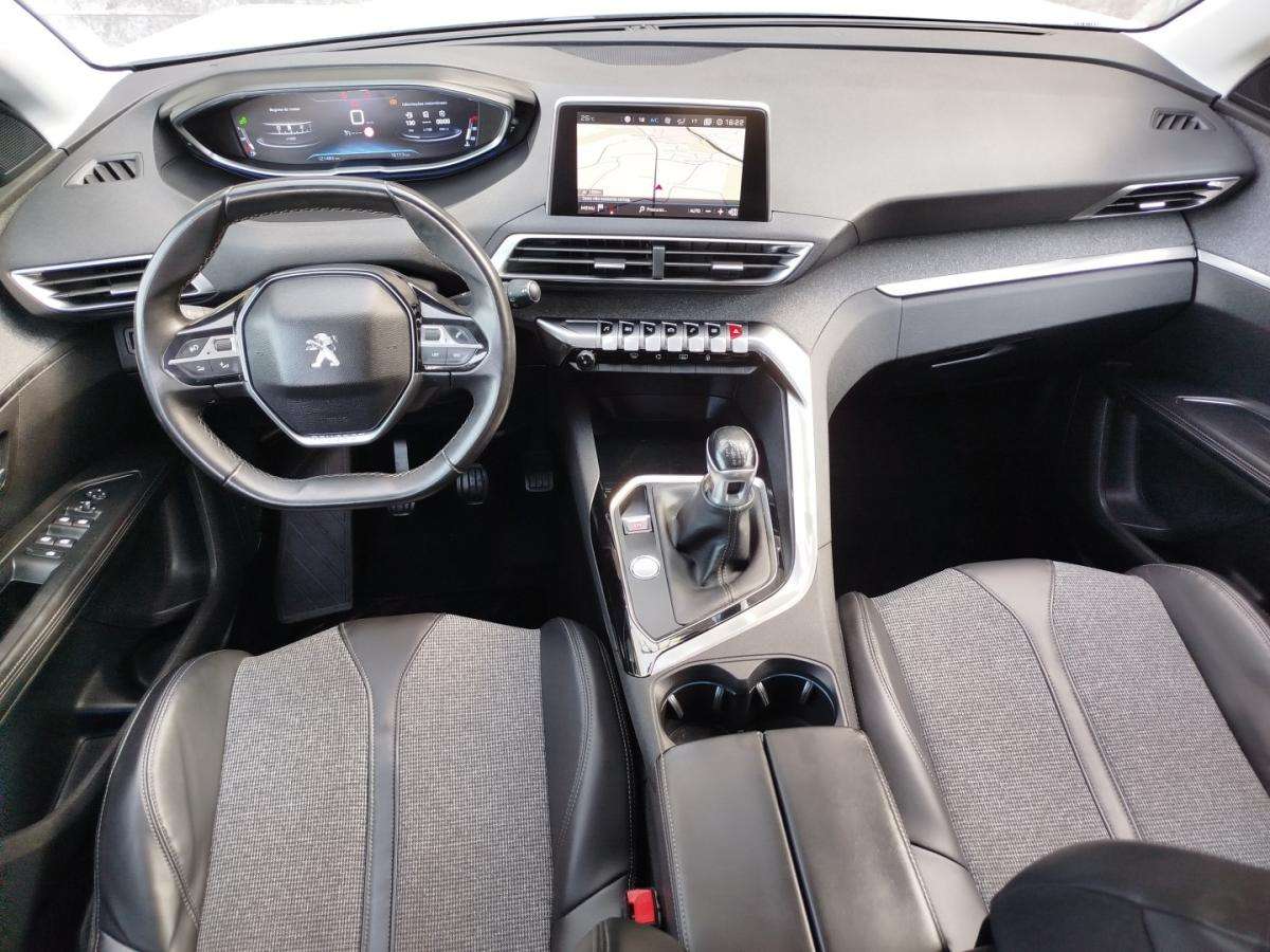 peugeot-5008-2017-gasolina-1199cc
