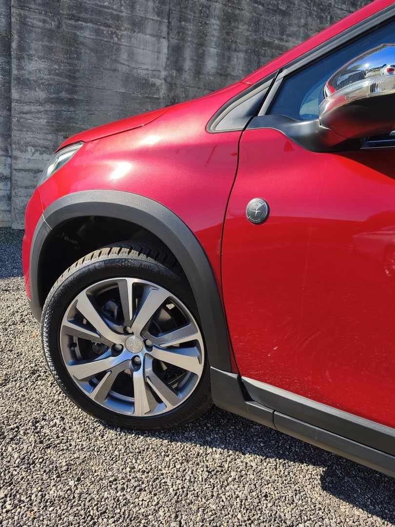 peugeot-2008-2017-gasolina-1199cc