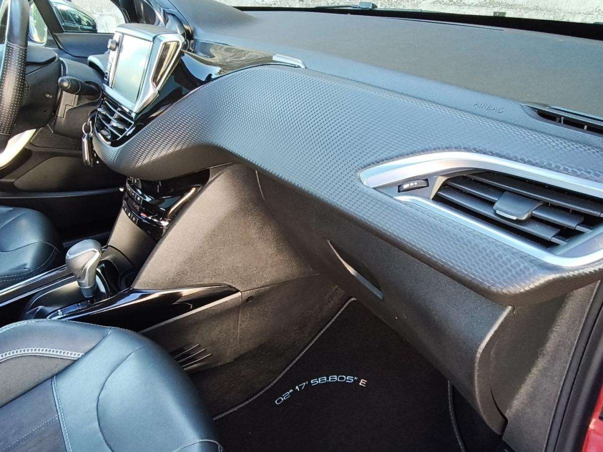 peugeot-2008-2017-gasolina-1199cc