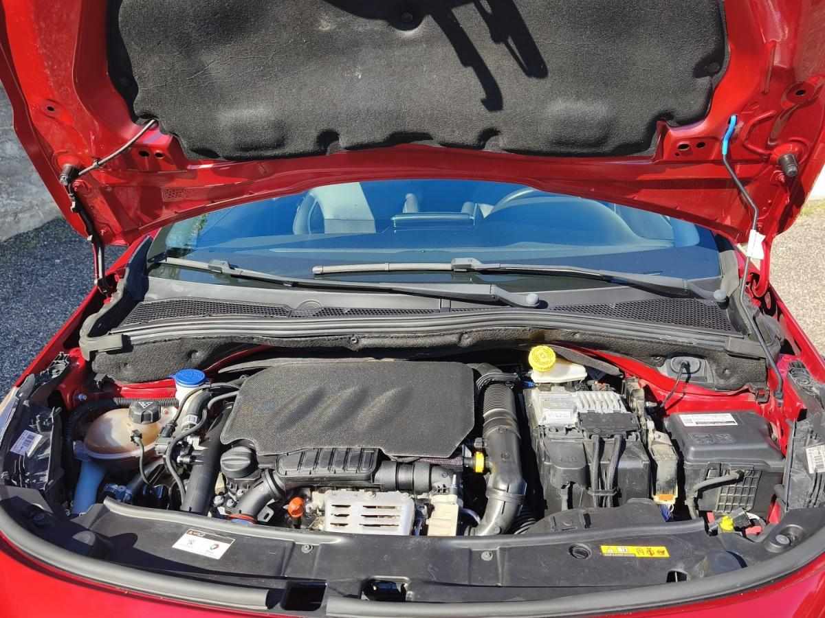 peugeot-2008-2017-gasolina-1199cc