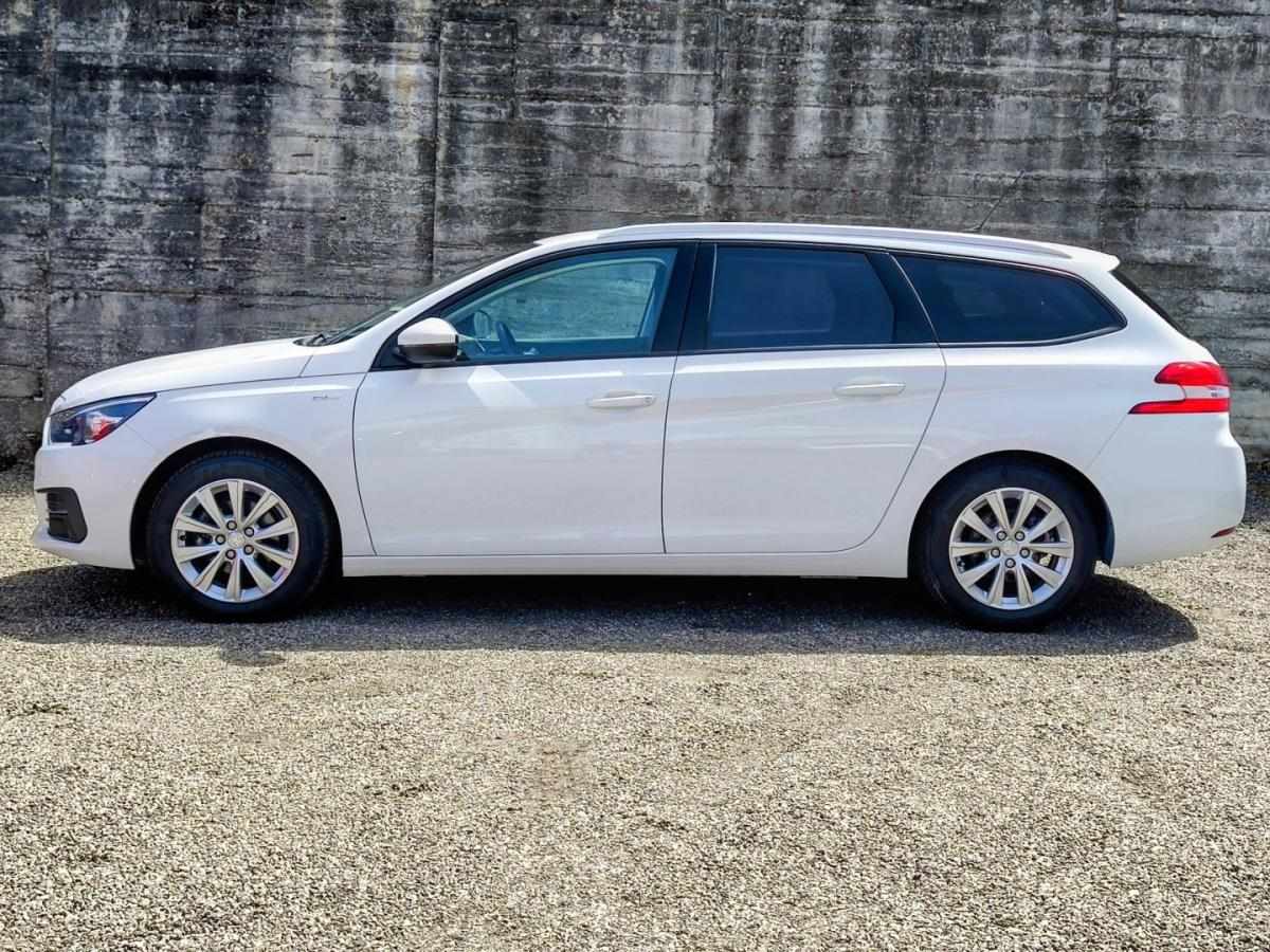 peugeot-308-sw-2018-gasolina-1199cc