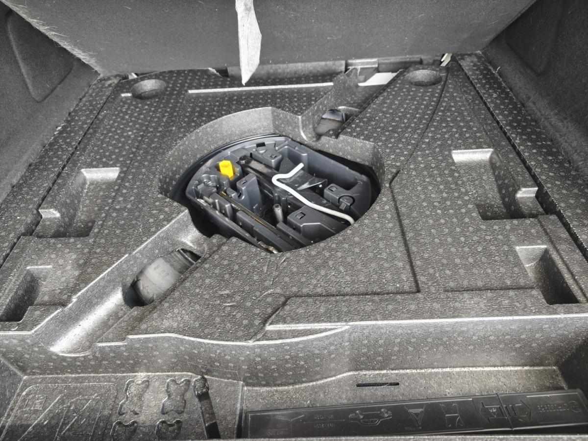 peugeot-308-sw-2018-gasolina-1199cc