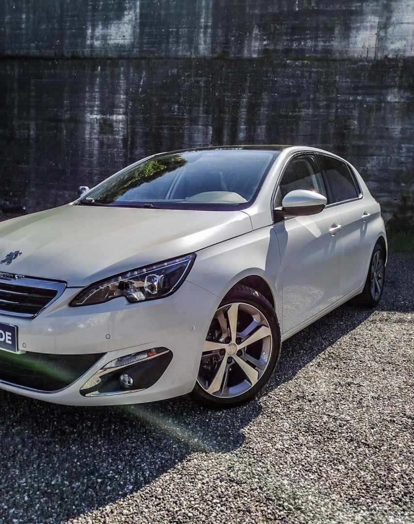 peugeot-308-2016-gasolina-1199cc