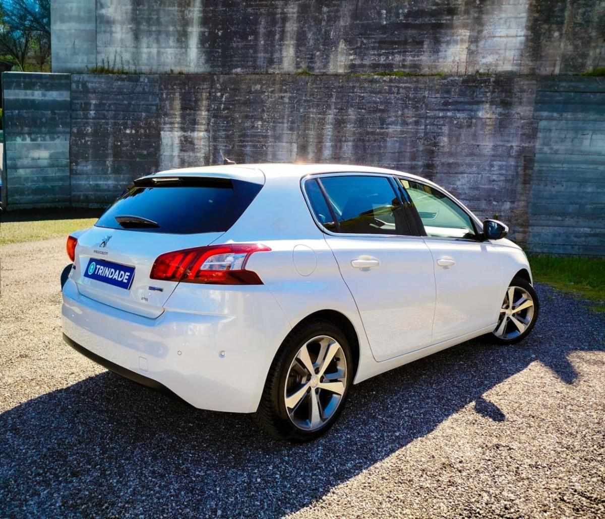 peugeot-308-2016-gasolina-1199cc