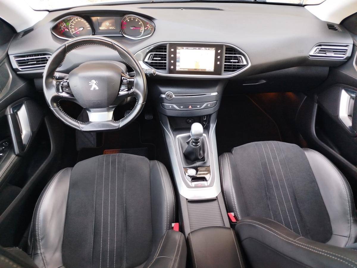 peugeot-308-2016-gasolina-1199cc