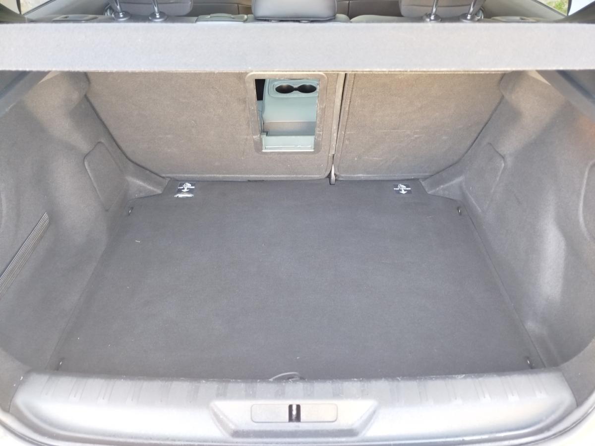 peugeot-308-2016-gasolina-1199cc