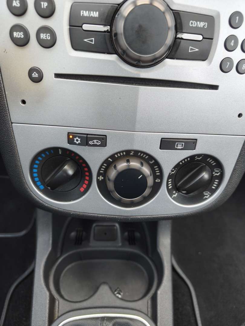 opel-corsa-2011-gasolina-1229cc