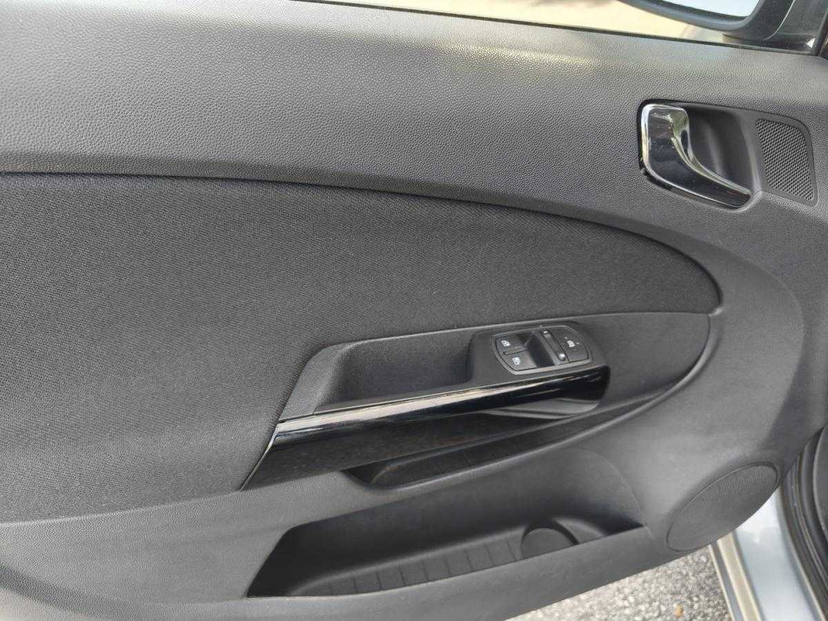 opel-corsa-2011-gasolina-1229cc