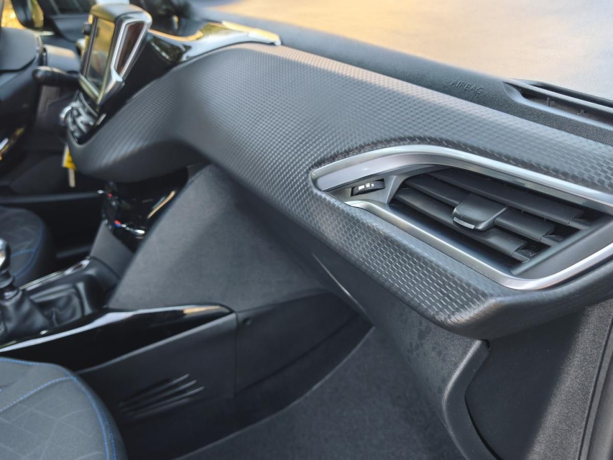 peugeot-2008-2019-gasolina-1199cc