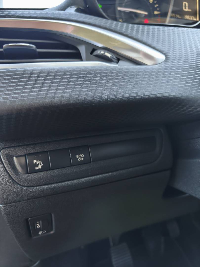 peugeot-2008-2019-gasolina-1199cc