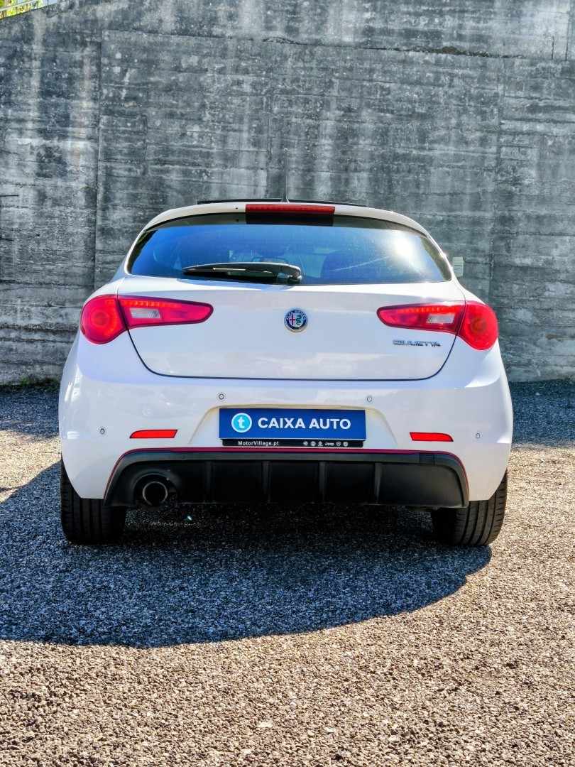 alfa-romeo-giulietta-2016-diesel-1598cc