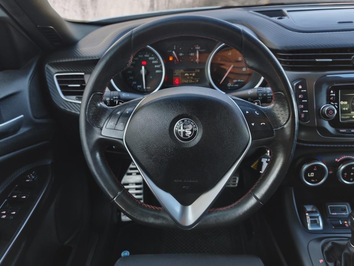 alfa-romeo-giulietta-2016-diesel-1598cc