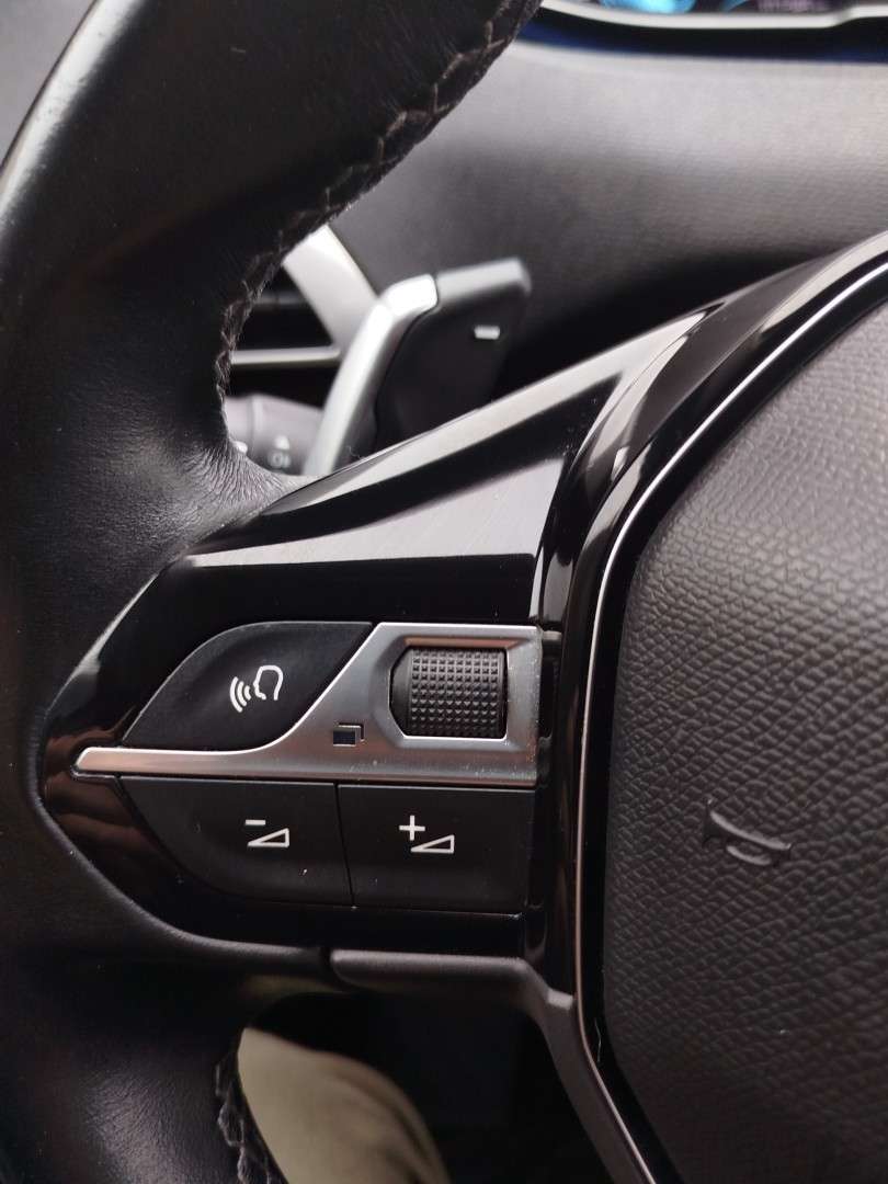 peugeot-3008-2022-hibrido-1598cc