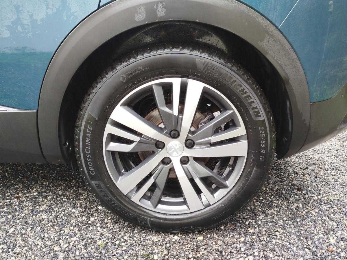 peugeot-3008-2022-hibrido-1598cc