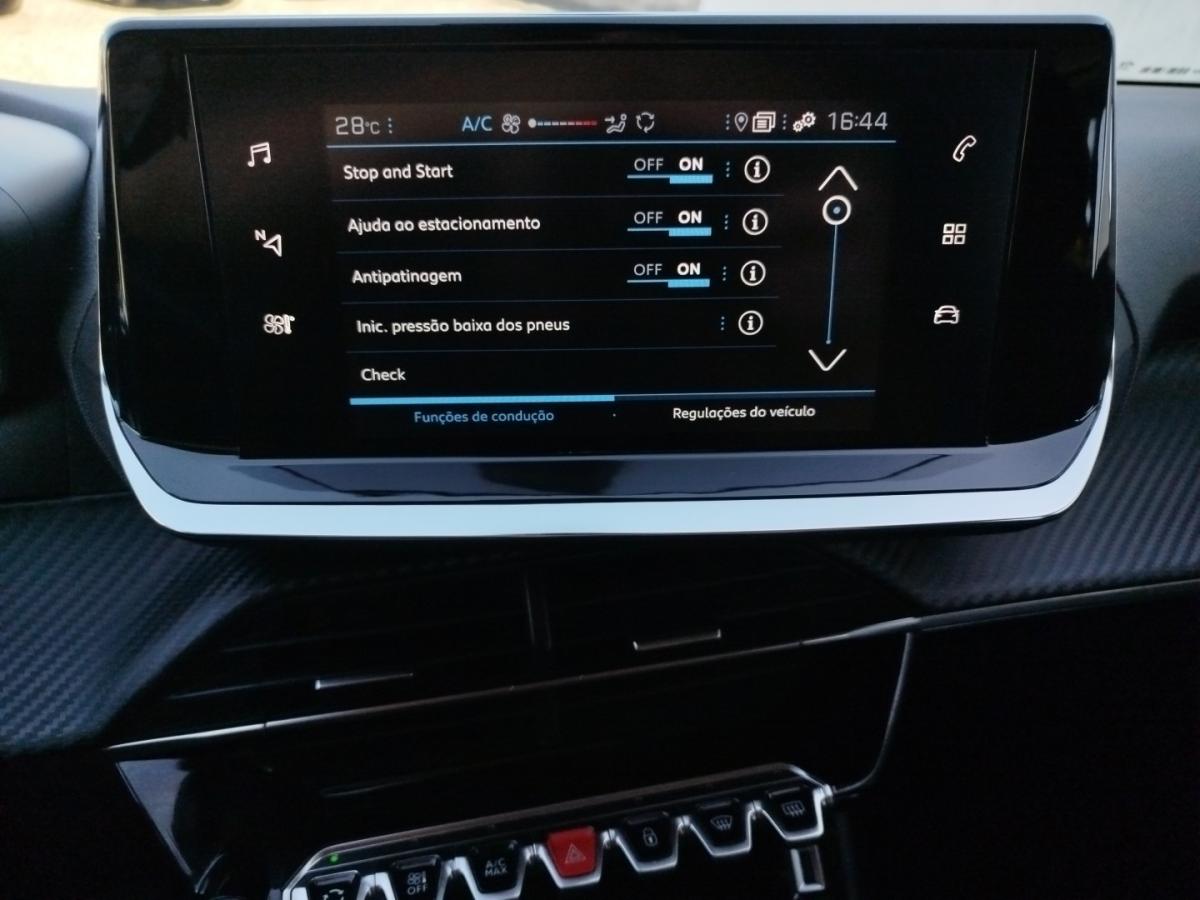 peugeot-208-2020-gasolina-1199cc