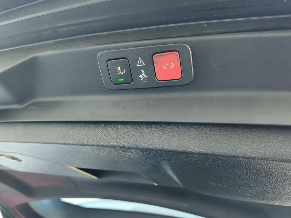 peugeot-5008-2019-gasolina-1199cc