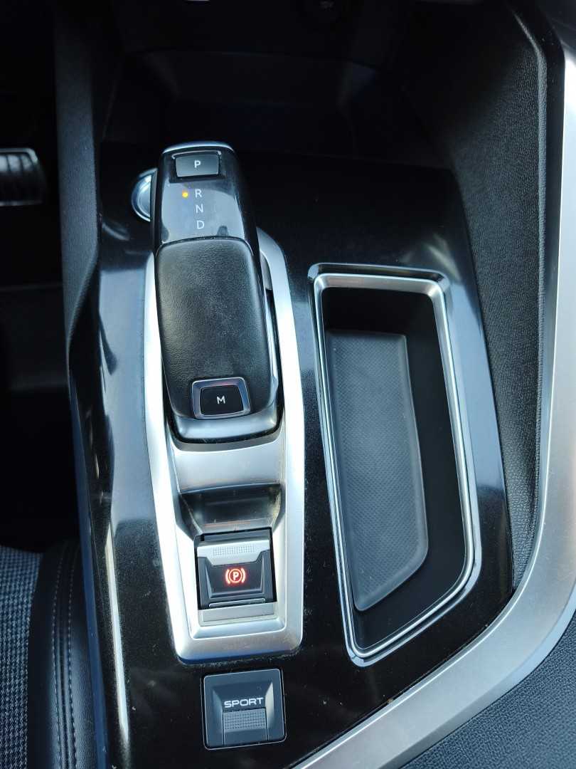peugeot-5008-2019-gasolina-1199cc