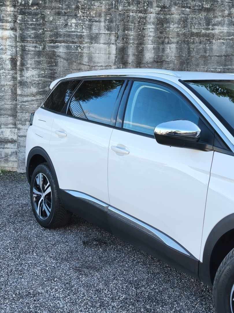 peugeot-5008-2019-gasolina-1199cc