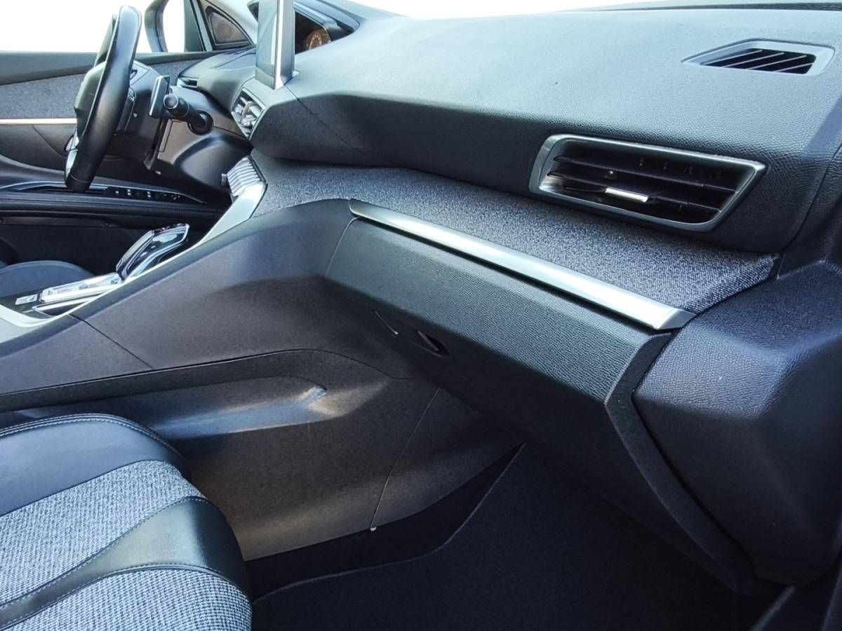 peugeot-5008-2019-gasolina-1199cc