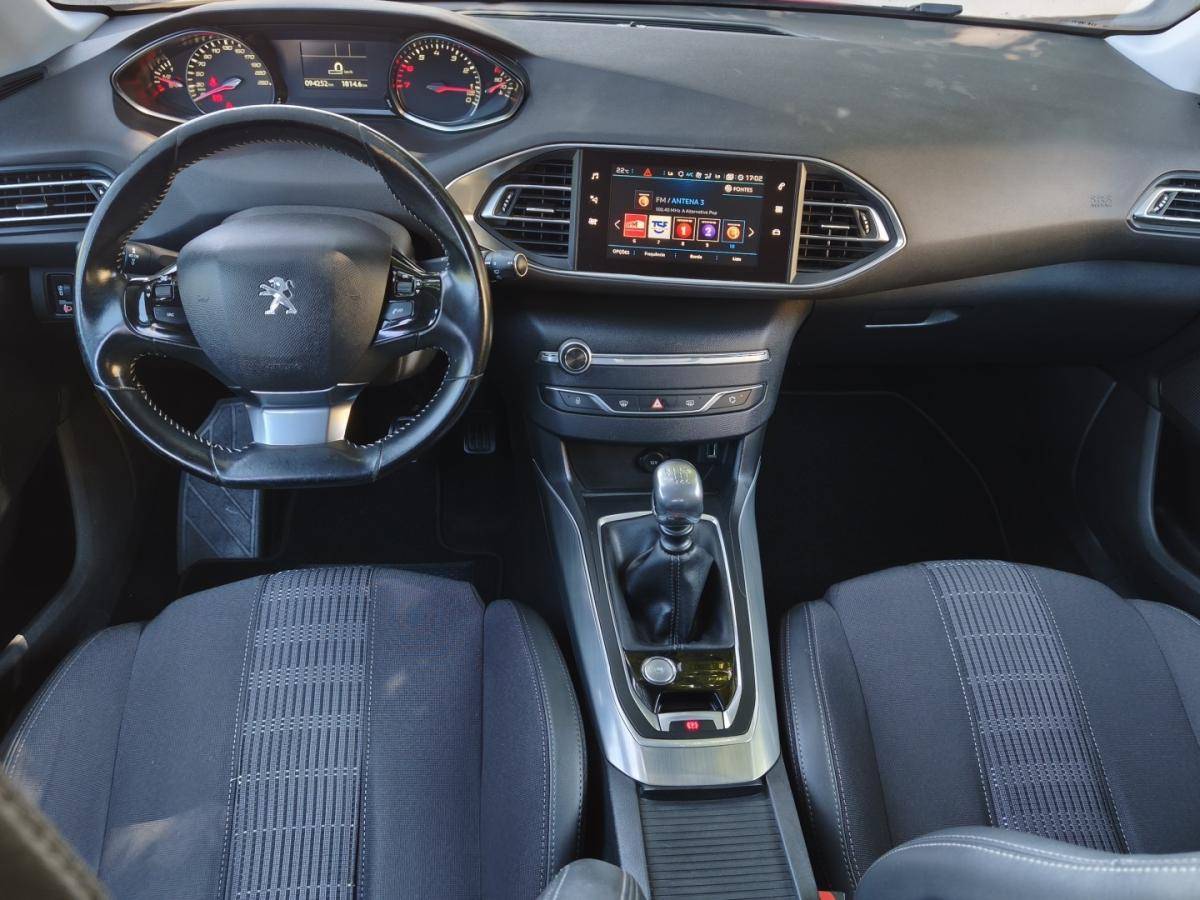 peugeot-308-2018-gasolina-1199cc