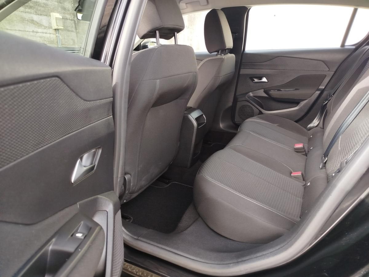 peugeot-308-2022-gasolina-1199cc