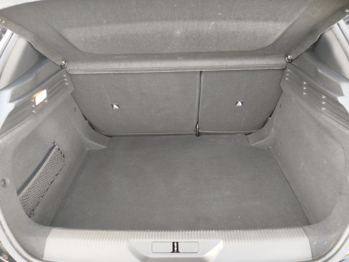 peugeot-308-2022-gasolina-1199cc