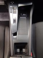 peugeot-308-2022-gasolina-1199cc