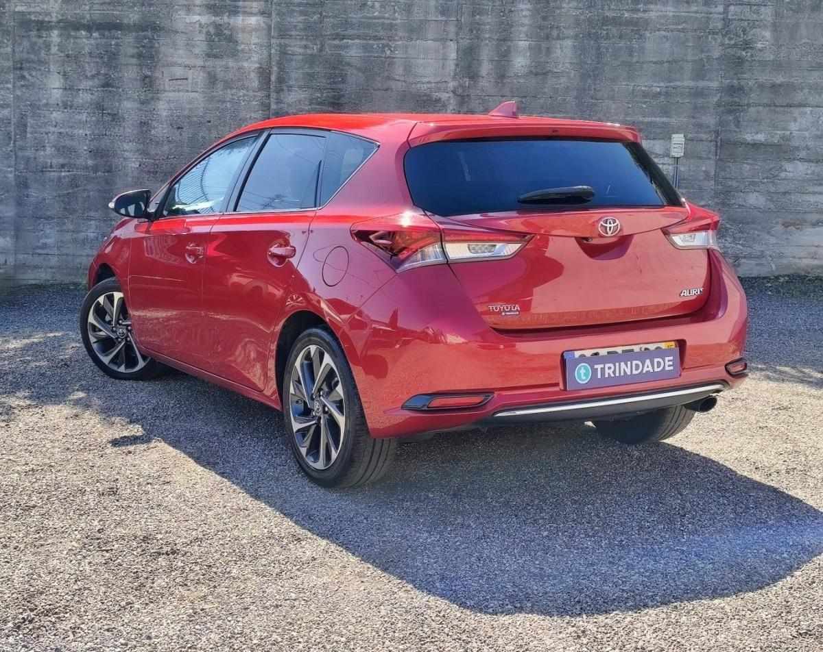 toyota-auris-2015-gasolina-1197cc