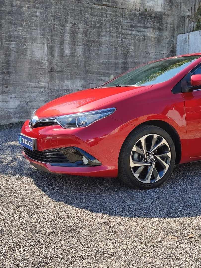 toyota-auris-2015-gasolina-1197cc