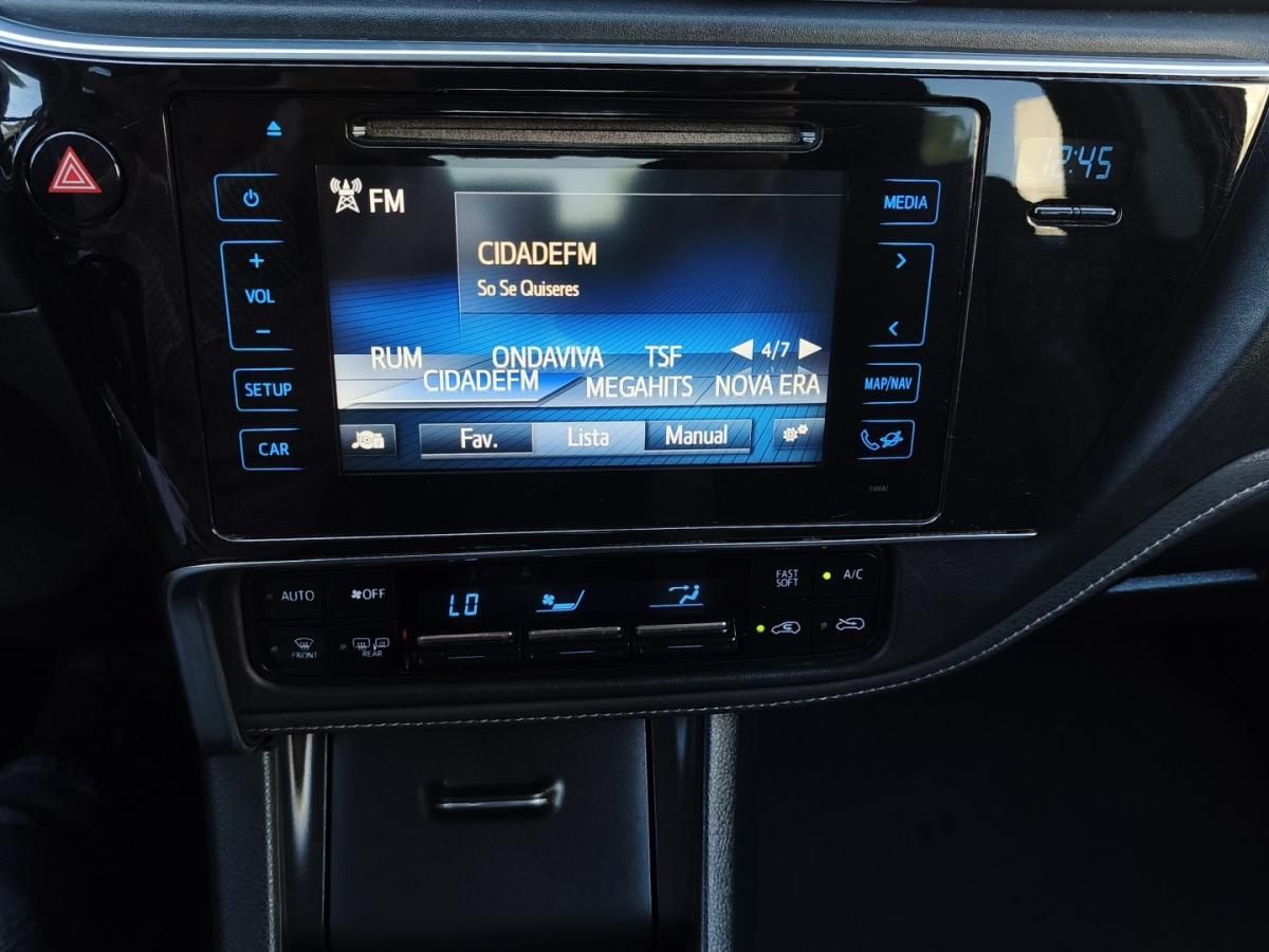 toyota-auris-2015-gasolina-1197cc