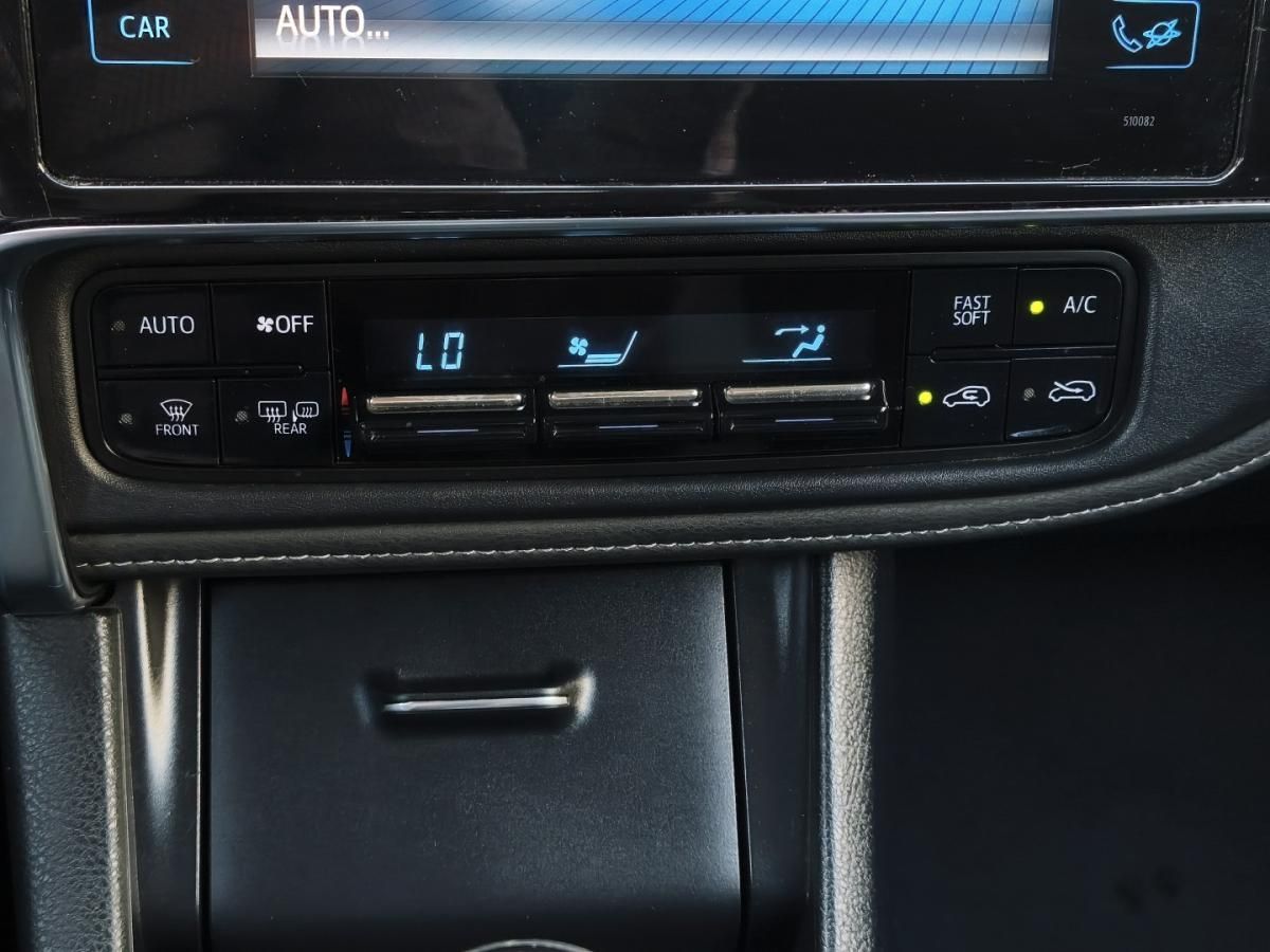 toyota-auris-2015-gasolina-1197cc