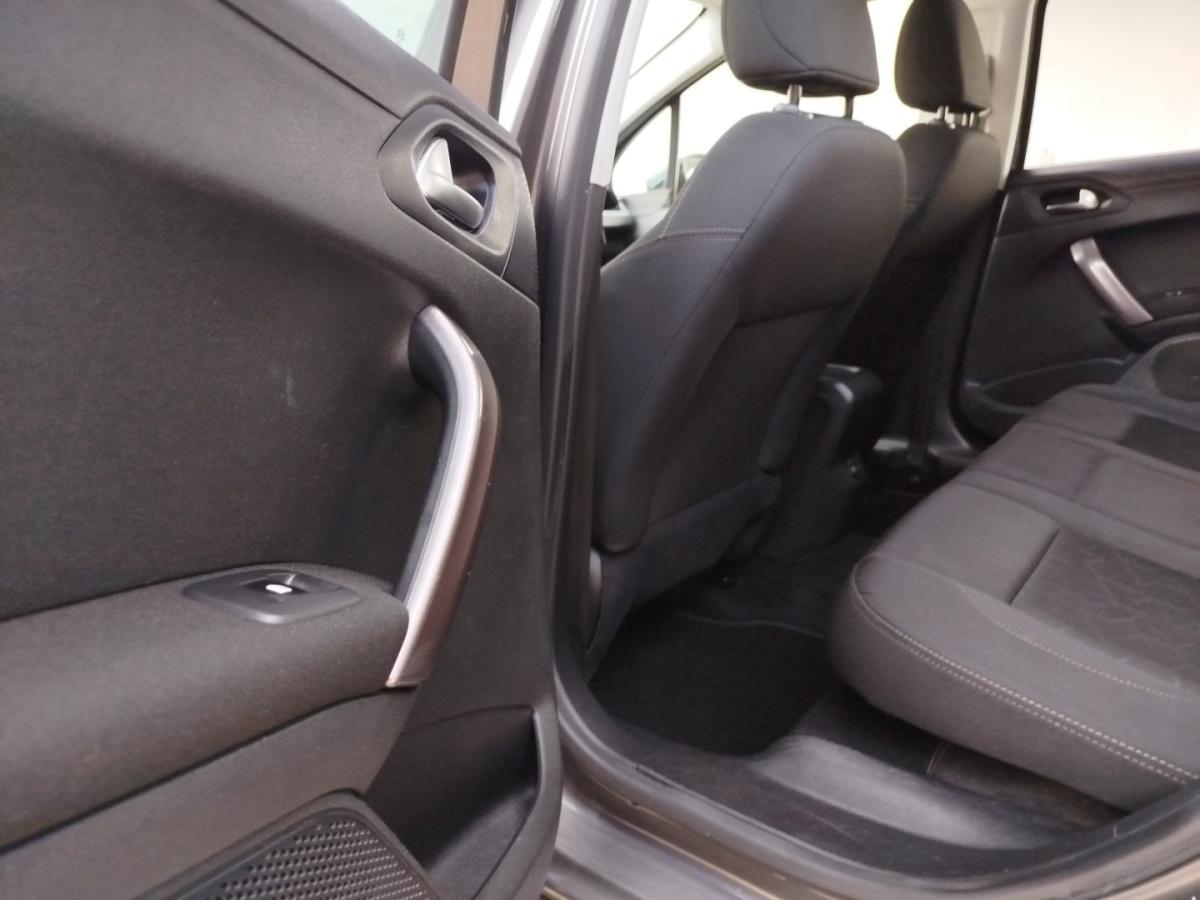 peugeot-2008-2016-diesel-1560cc