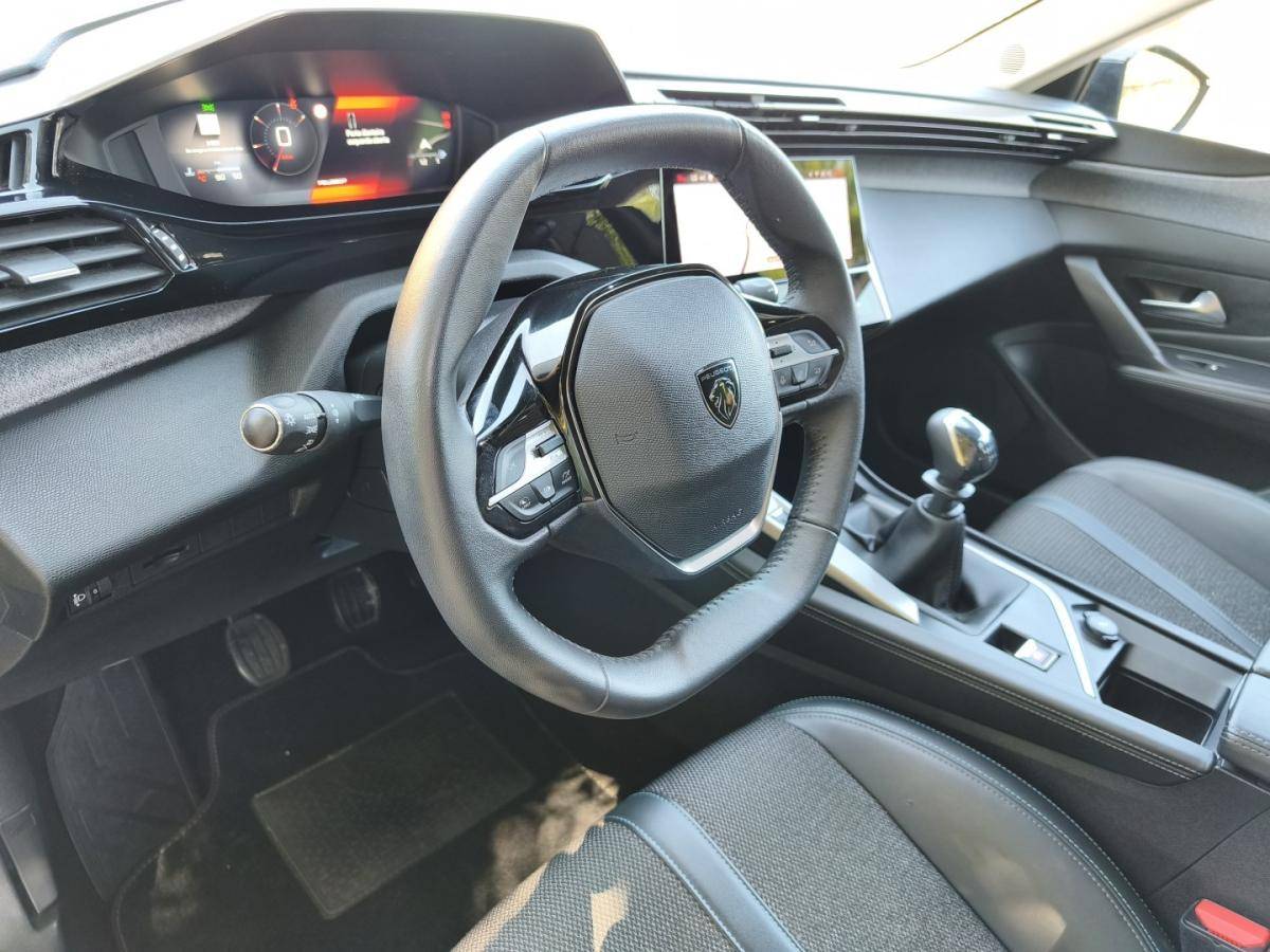 peugeot-308-2023-gasolina-1199cc