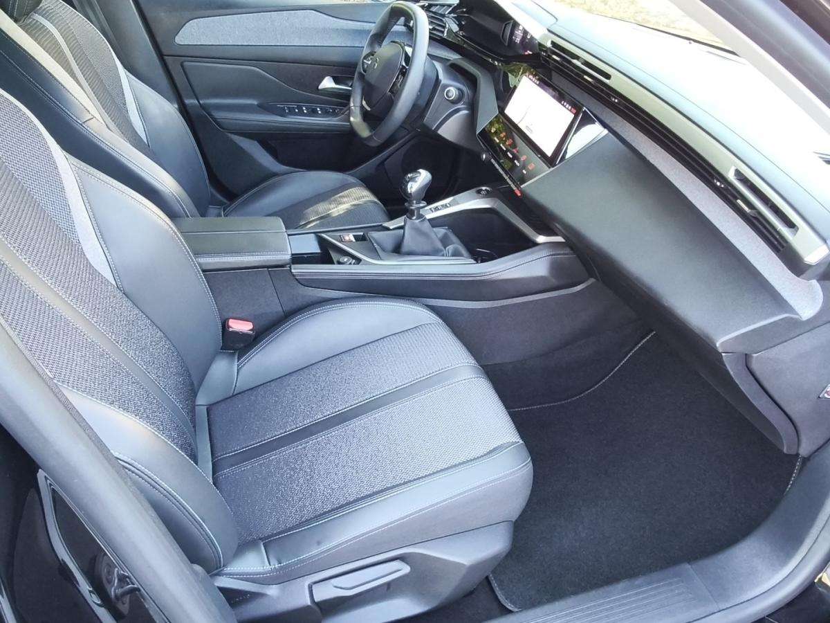 peugeot-308-2023-gasolina-1199cc