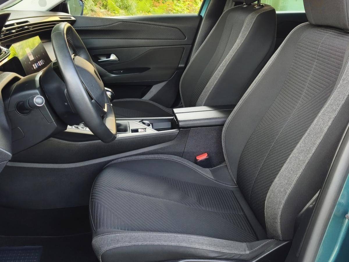 peugeot-308-sw-2023-gasolina-1199cc