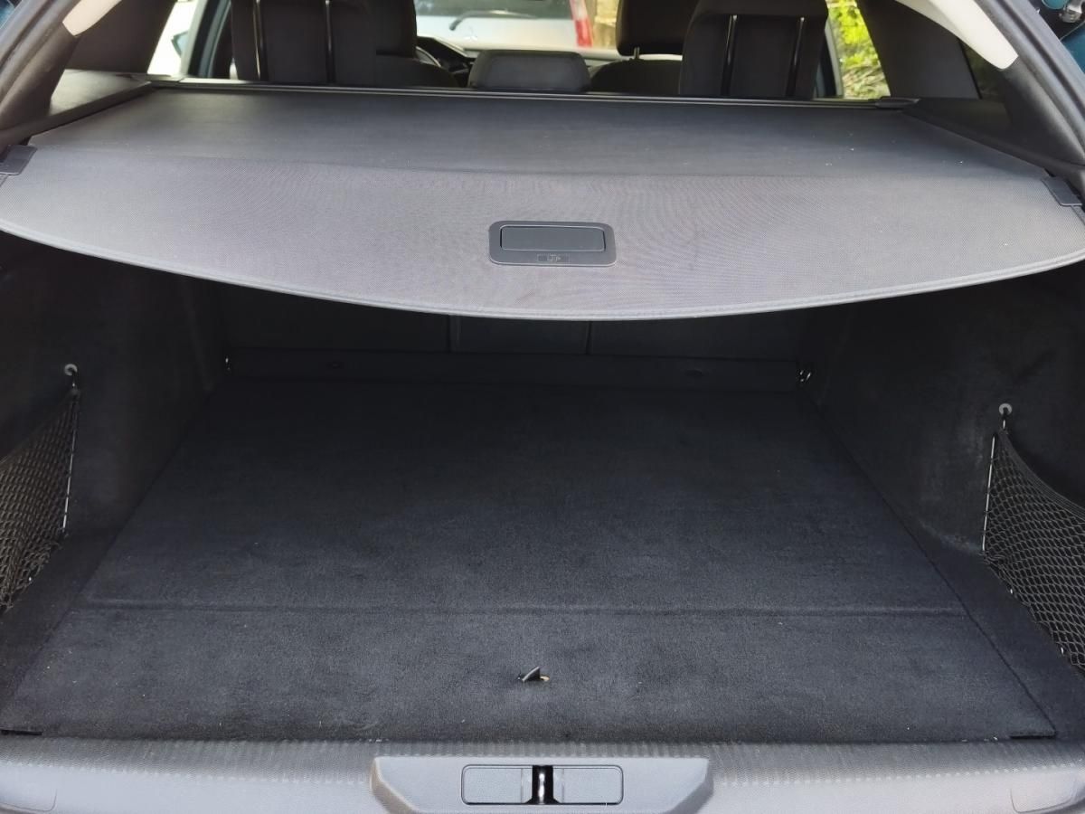 peugeot-308-sw-2023-gasolina-1199cc