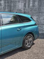 peugeot-308-sw-2023-gasolina-1199cc