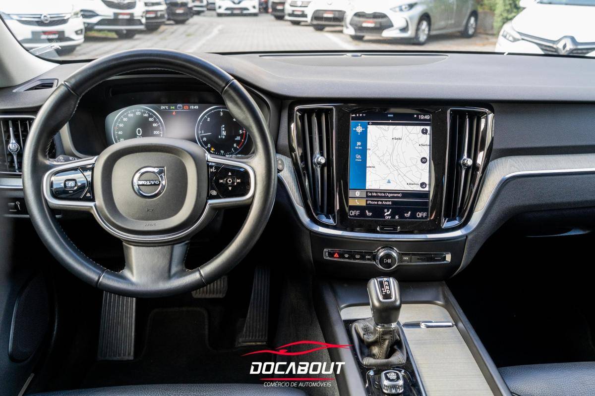 volvo-v60-2018-diesel-1969cc