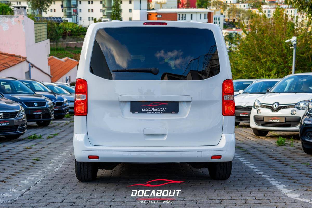 peugeot-traveller-2016-diesel-1560cc