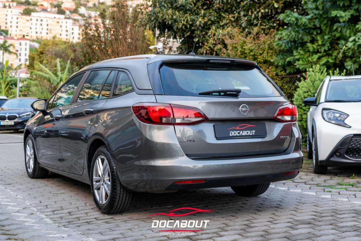 opel-astra-2018-gasolina-999cc