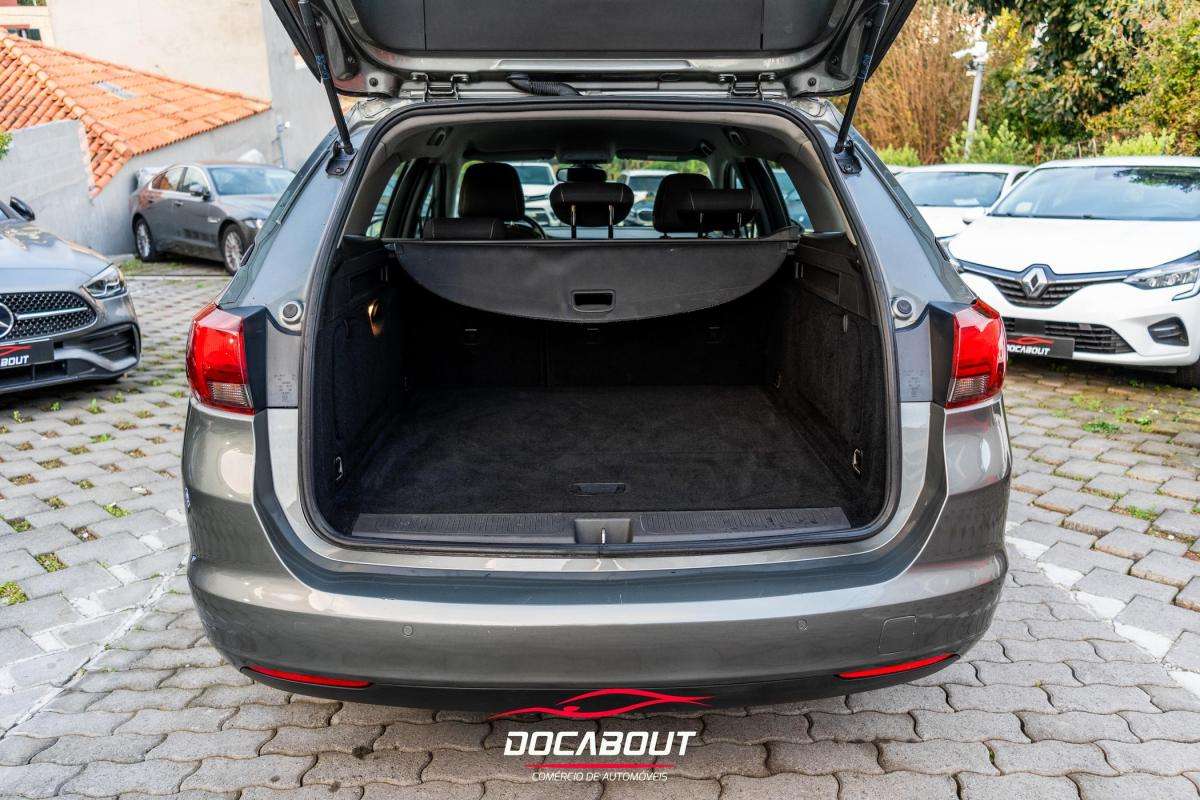 opel-astra-2018-gasolina-999cc