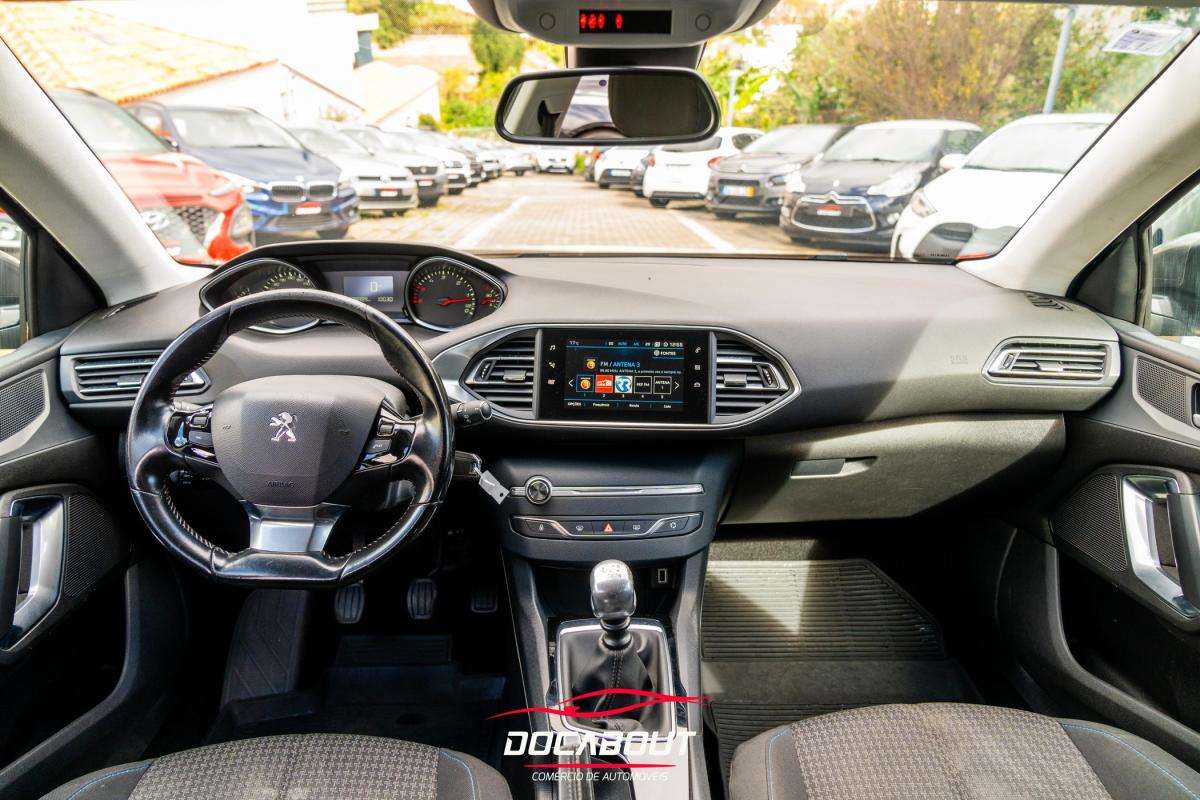 peugeot-308-sw-2019-diesel-1499cc