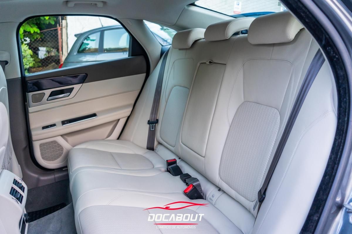 jaguar-xf-2017-diesel-1999cc