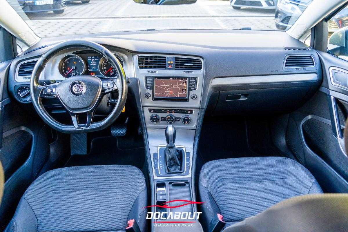 volkswagen-golf-2017-diesel-1598cc