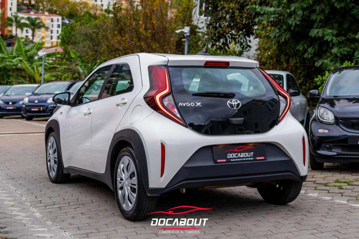 toyota-aygo-x-2022-gasolina-998cc