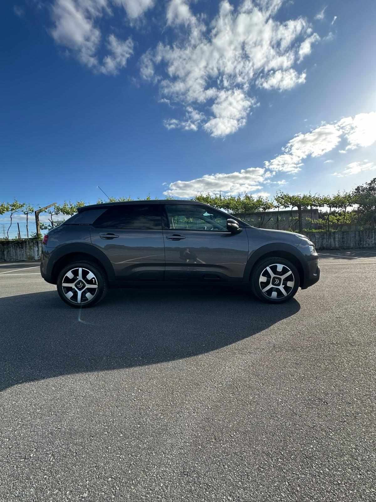citroen-c4-cactus-1-6-bluehdi-2018-diesel-1560cc